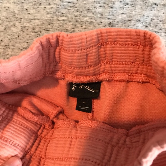 Shorts and tee shirt set - Picture 2 of 3